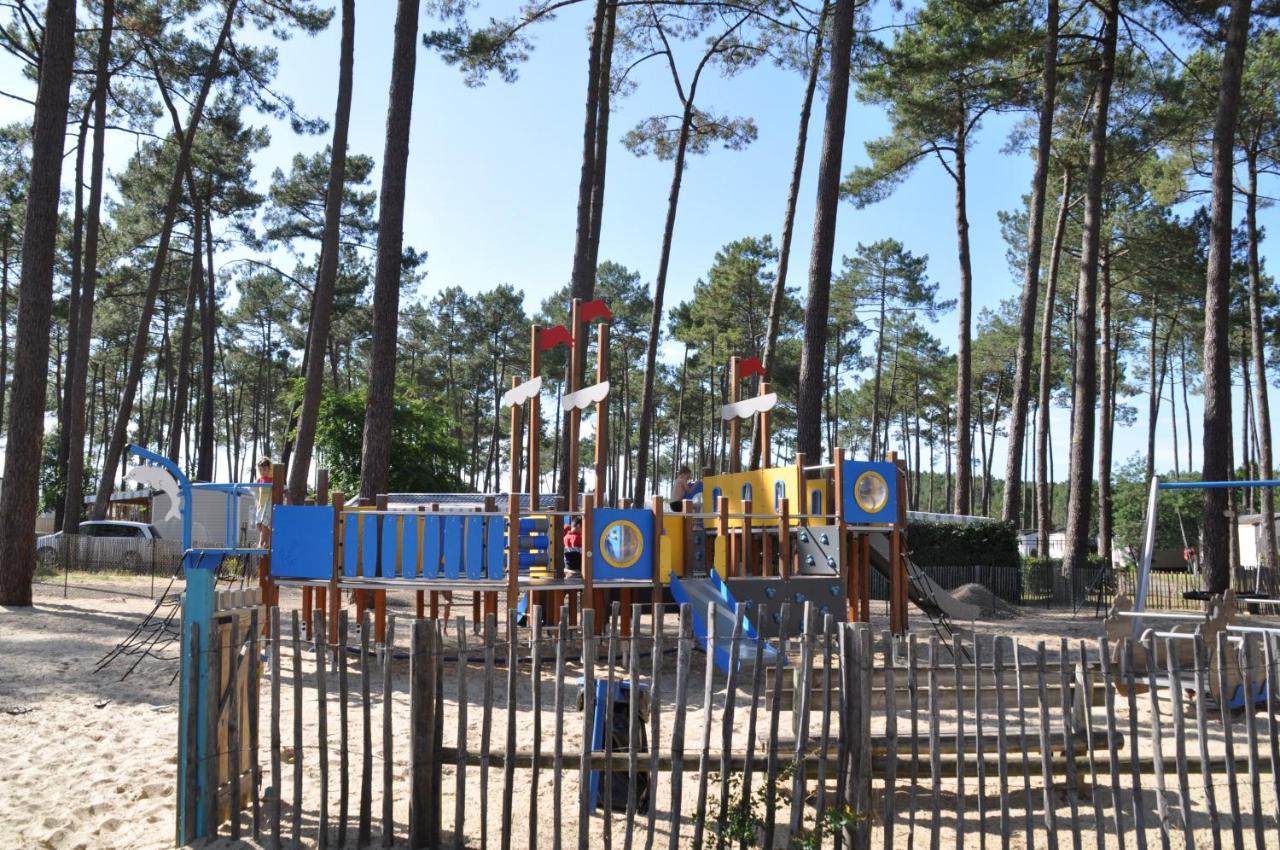Mobilhome Cote Landaise Les Dunes De Contis 4 Сен-Жюльен-ан-Борн Экстерьер фото